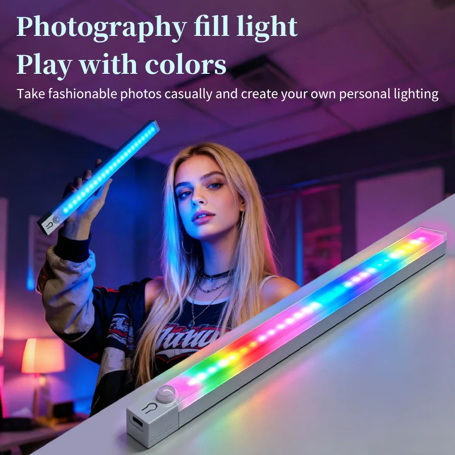 LUXE LINE Motion Sensor RGB Gradient Night Light