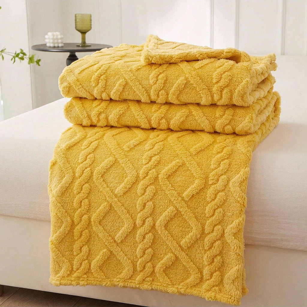 LUXE LINE Coral Fleece Blanket – Lightweight & Multi-Purpose